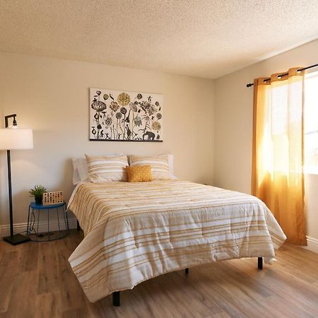Minutes To Jt National Park, Hot Tub & Game Room Joshua Tree Extérieur photo
