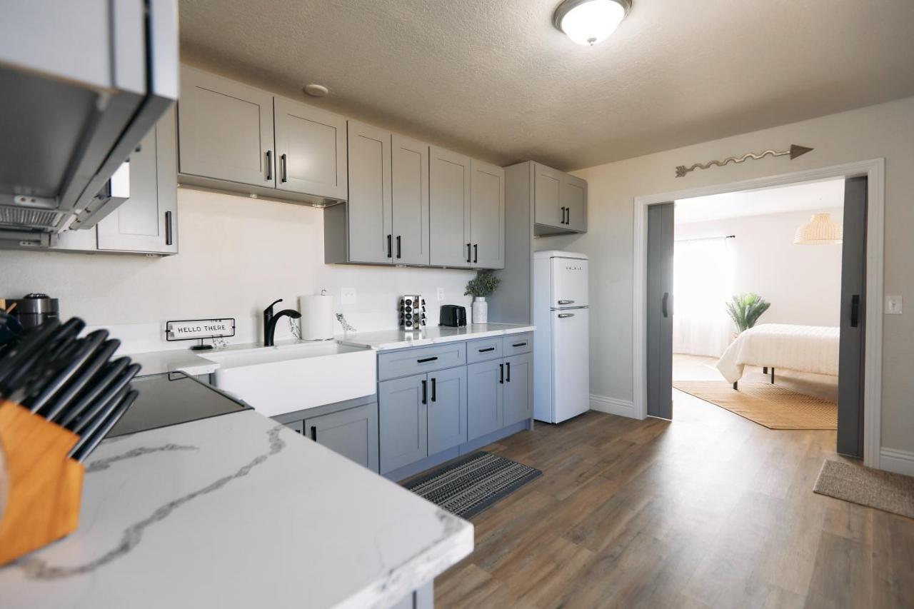 Minutes To Jt National Park, Hot Tub & Game Room Joshua Tree Extérieur photo