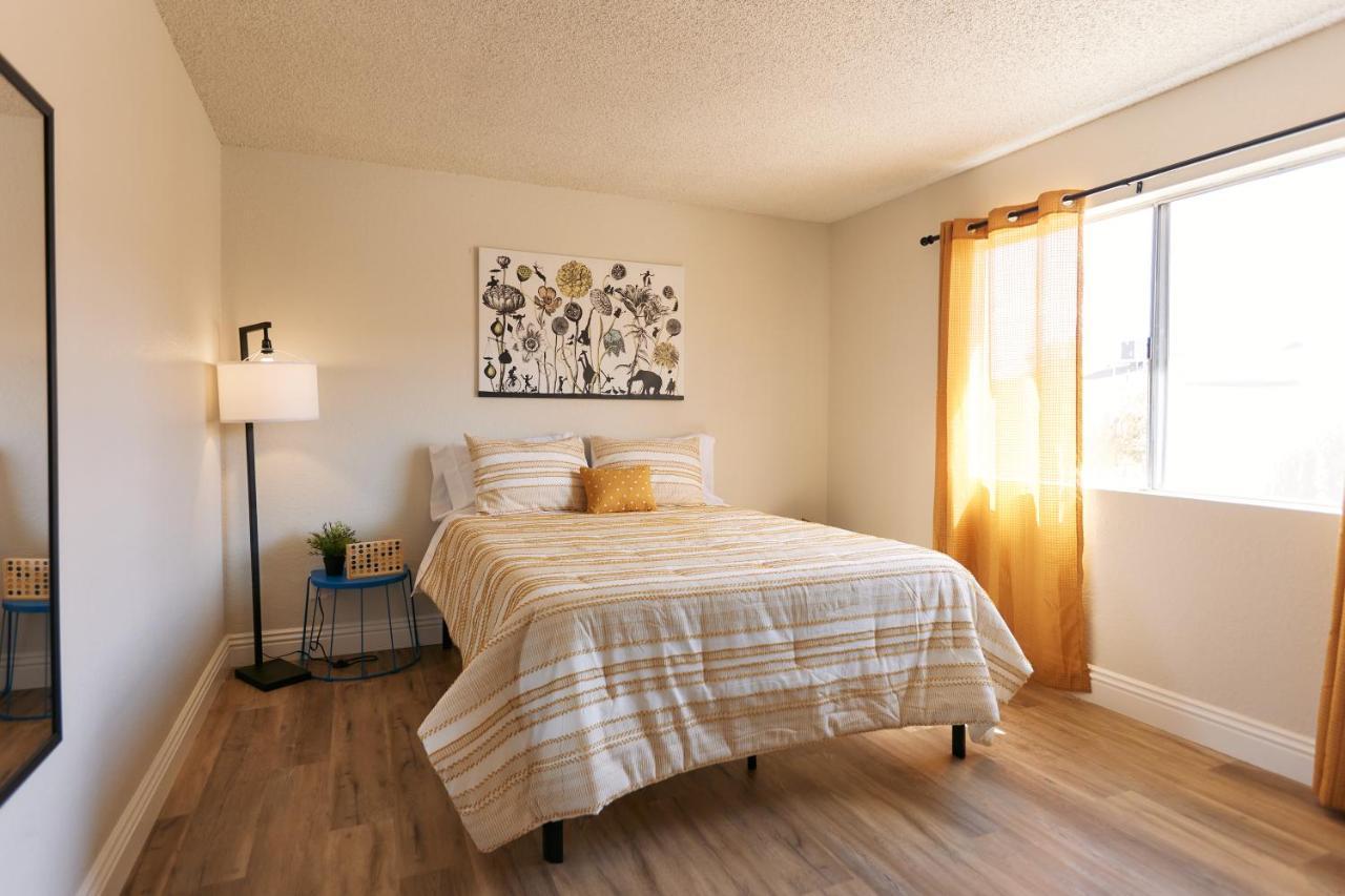 Minutes To Jt National Park, Hot Tub & Game Room Joshua Tree Extérieur photo